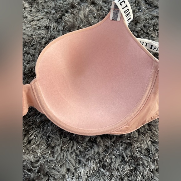 Victoria’s Secret T-shirt Push-Up Bra - Picture 6 of 10